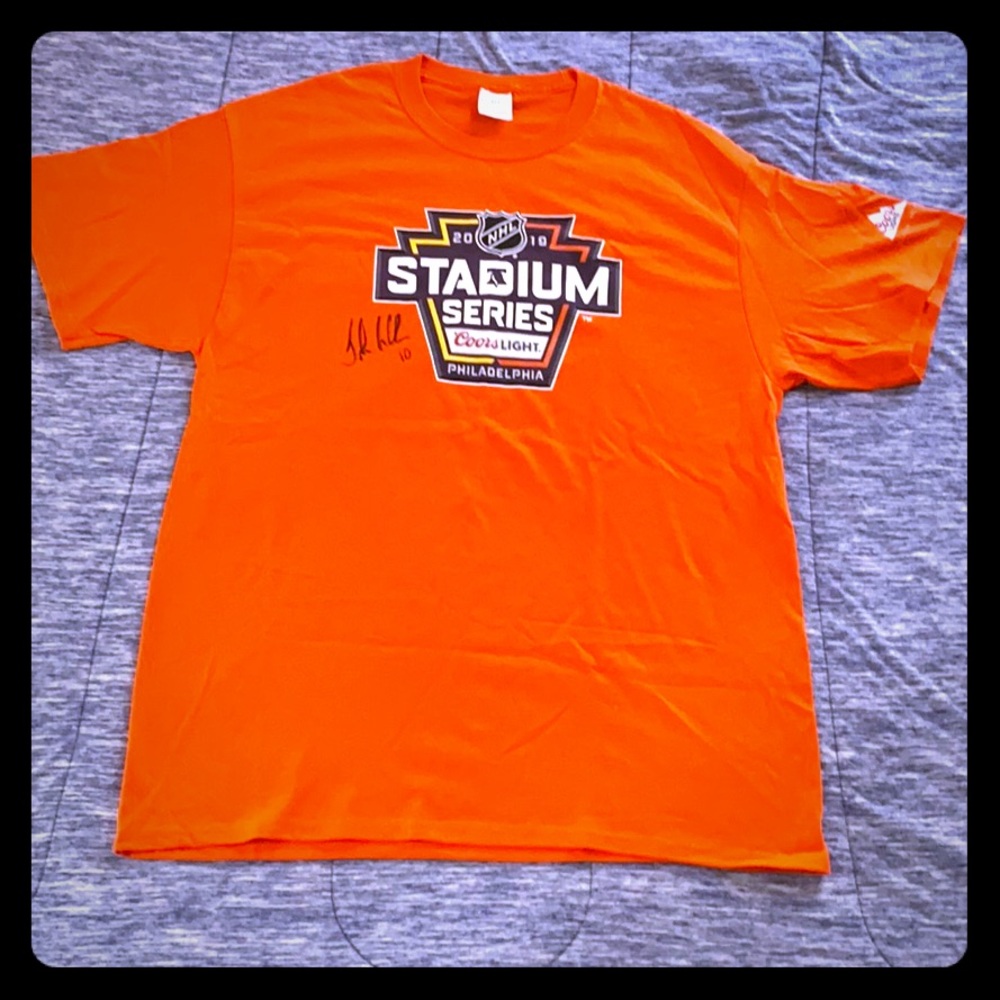 NHl stadium series signed T shirt